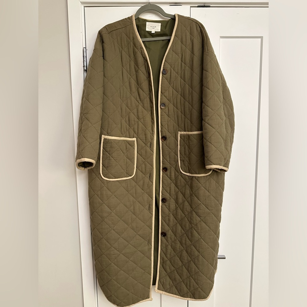 The Amente Button Down Quilted Coat Excellent Condition Size M/L - Picture 9 of 12